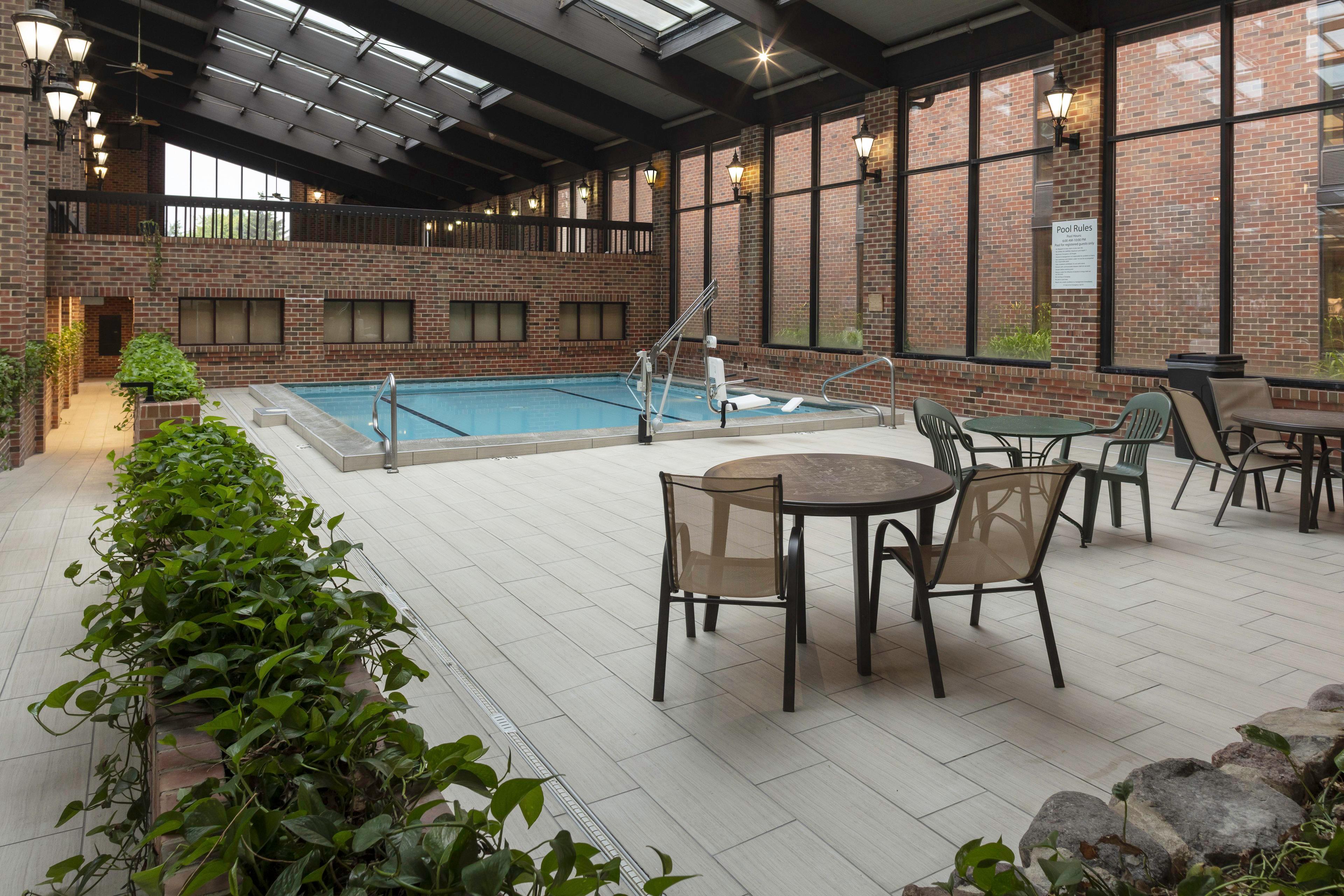 Holiday Inn Chicago Sw-Countryside Confctr By Ihg Exterior foto